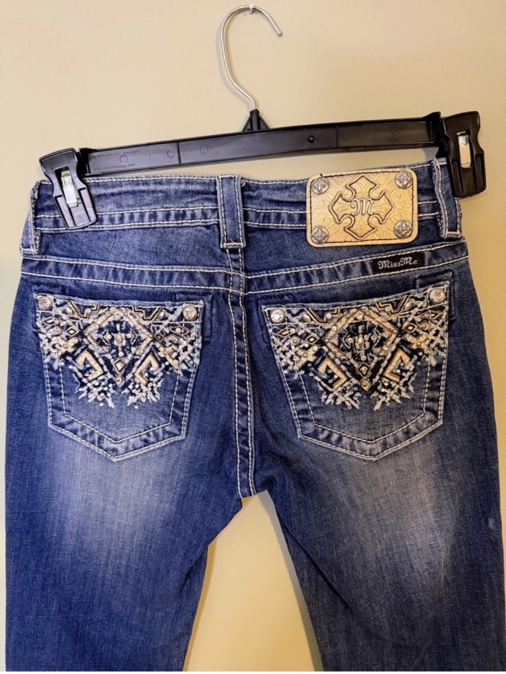 Gorgeous Miss Me Signature Boot Jeans With Embellished Pockets 34” Inseam